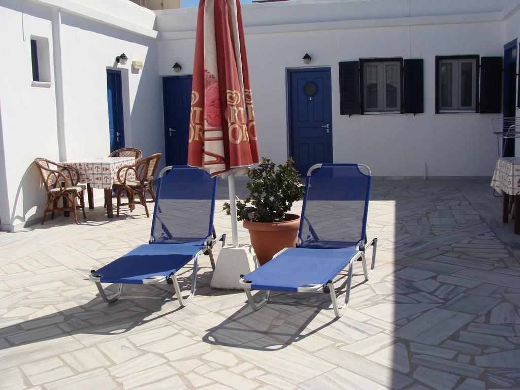 Akrogiali Studios & Rooms Antiparos Exterior photo